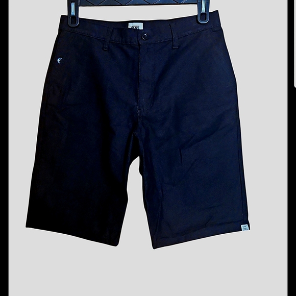 NWT Vans Rerversed Short Black Flat Front Shorts - Picture 2 of 8